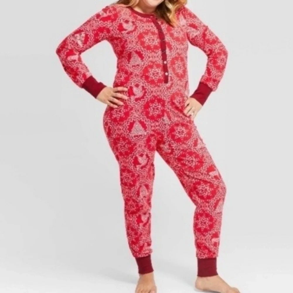 Hearth & Hand Magnolia Holiday Onesie Pajamas EUC